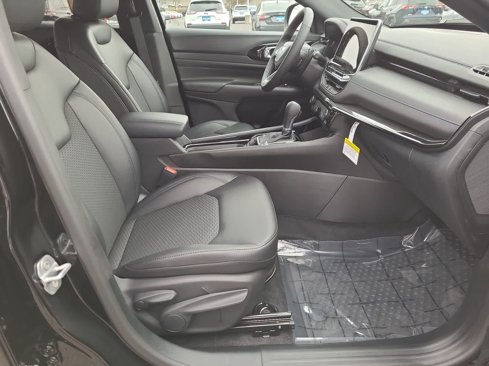 Thumbnail: 2026 Jeep Compass - 22