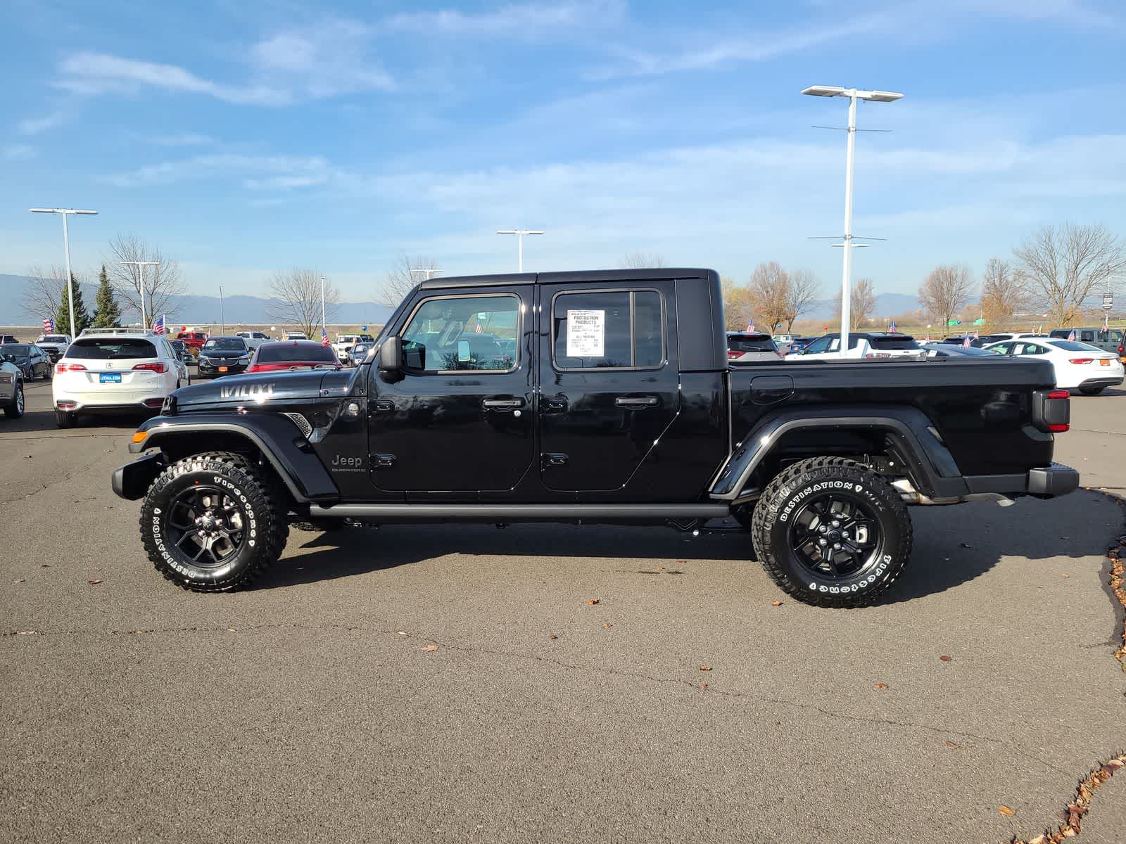 Thumbnail: 2026 Jeep Gladiator - 11