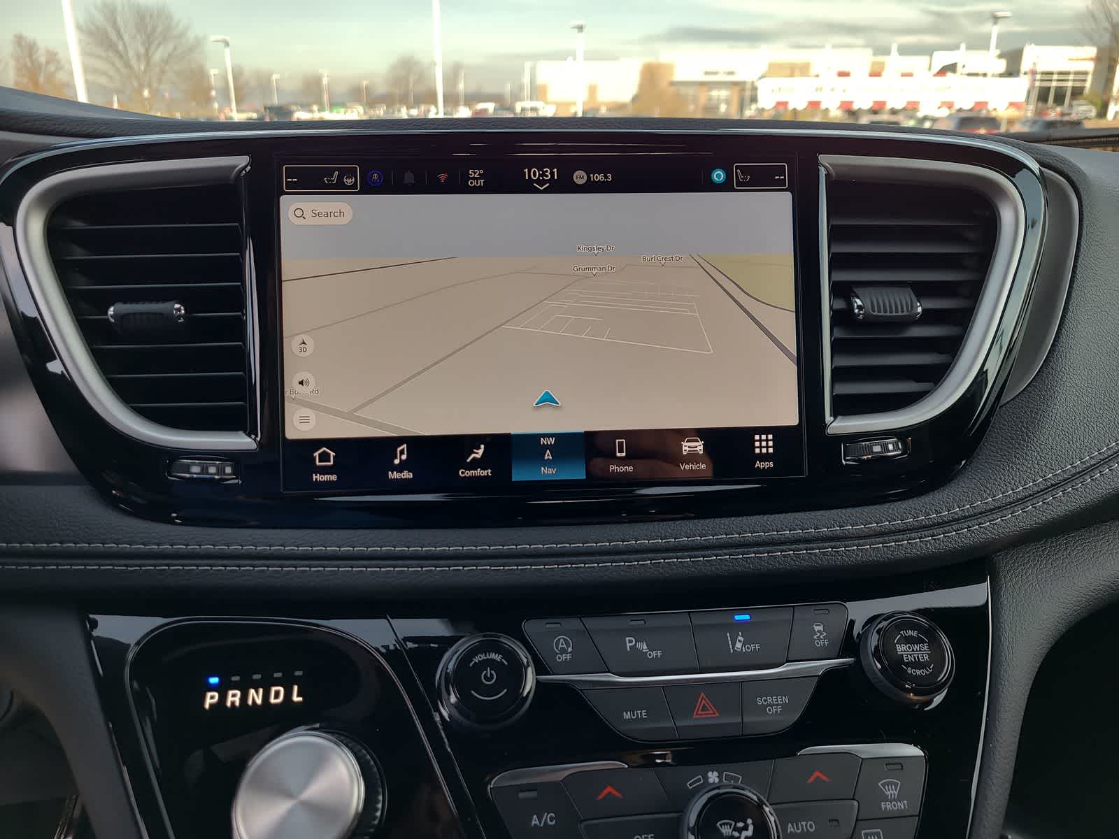 Thumbnail: 2026 Chrysler Pacifica - 24