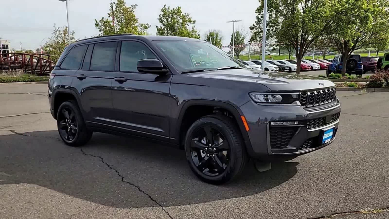 Thumbnail: 2026 Jeep Grand Cherokee - 2