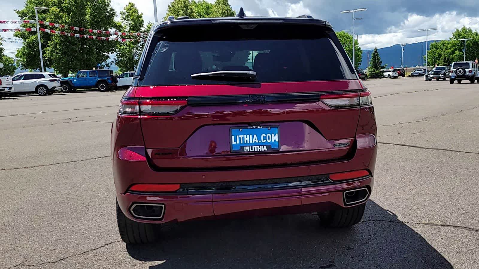Thumbnail: 2025 Jeep Grand Cherokee - 7