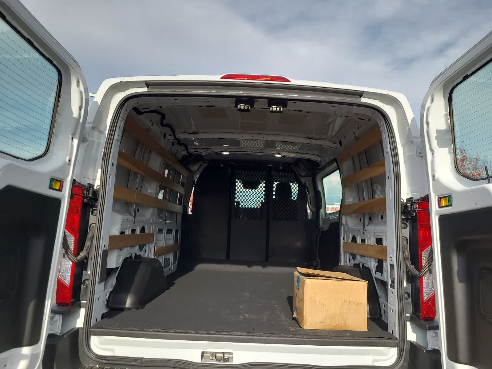 Thumbnail: 2023 Ford Transit Series - 27