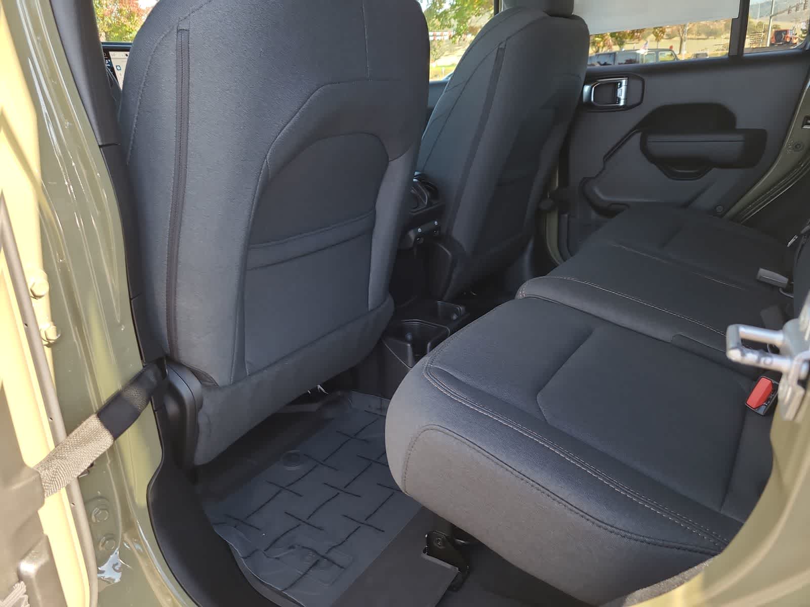 Thumbnail: 2026 Jeep Wrangler - 20