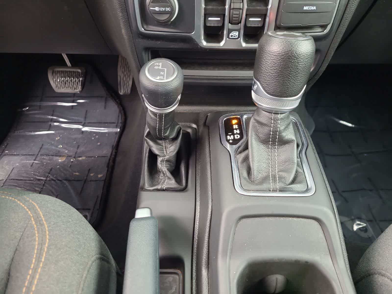 Thumbnail: 2024 Jeep Wrangler - 25