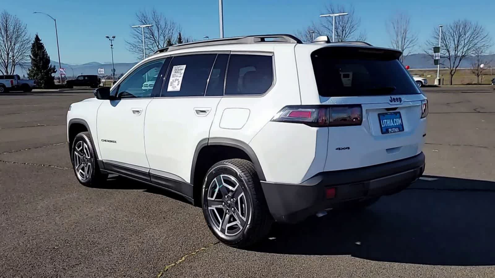 Thumbnail: 2026 Jeep Cherokee - 6