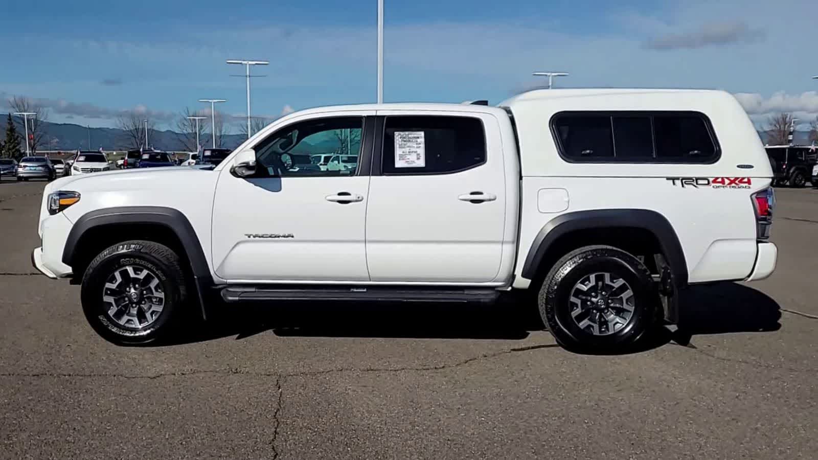 Thumbnail: 2022 Toyota Tacoma - 5