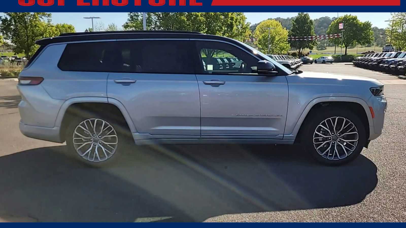 Thumbnail: 2026 Jeep Grand Cherokee - 9