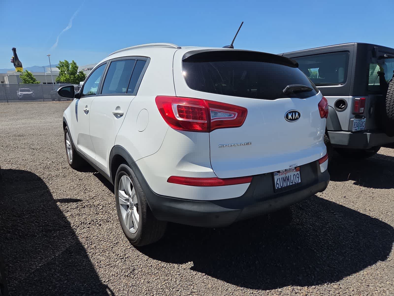 Thumbnail: 2012 Kia Sportage - 3