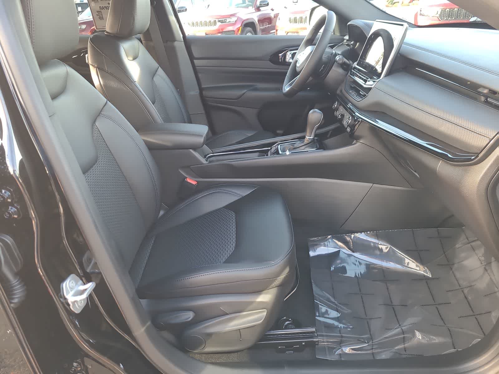 Thumbnail: 2026 Jeep Compass - 22