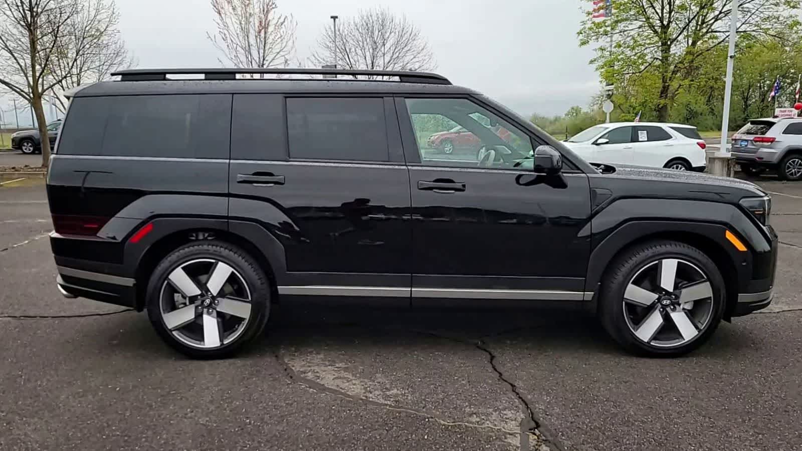 Thumbnail: 2025 Hyundai Santa Fe - 9