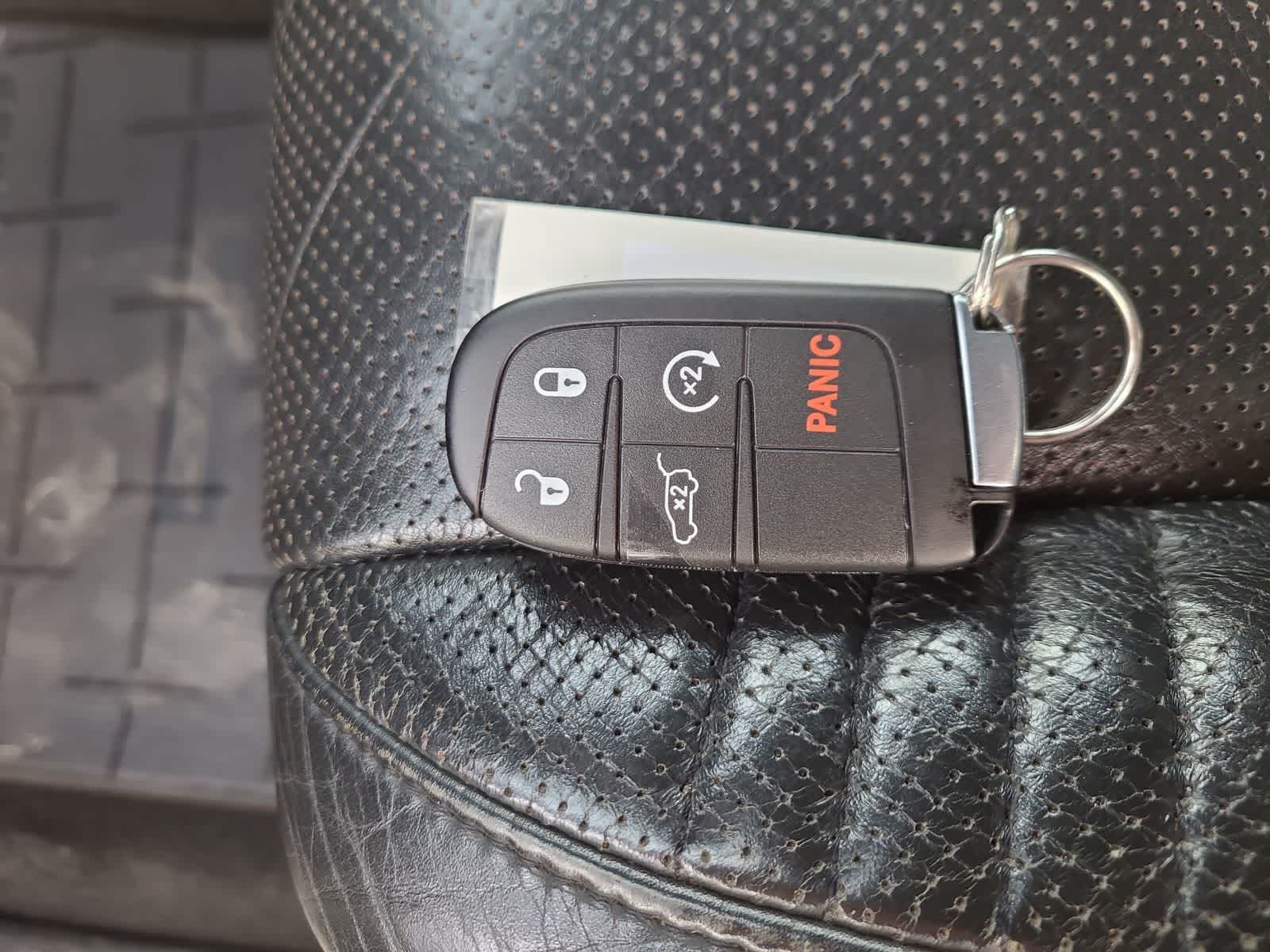 Thumbnail: 2020 Jeep Grand Cherokee - 28