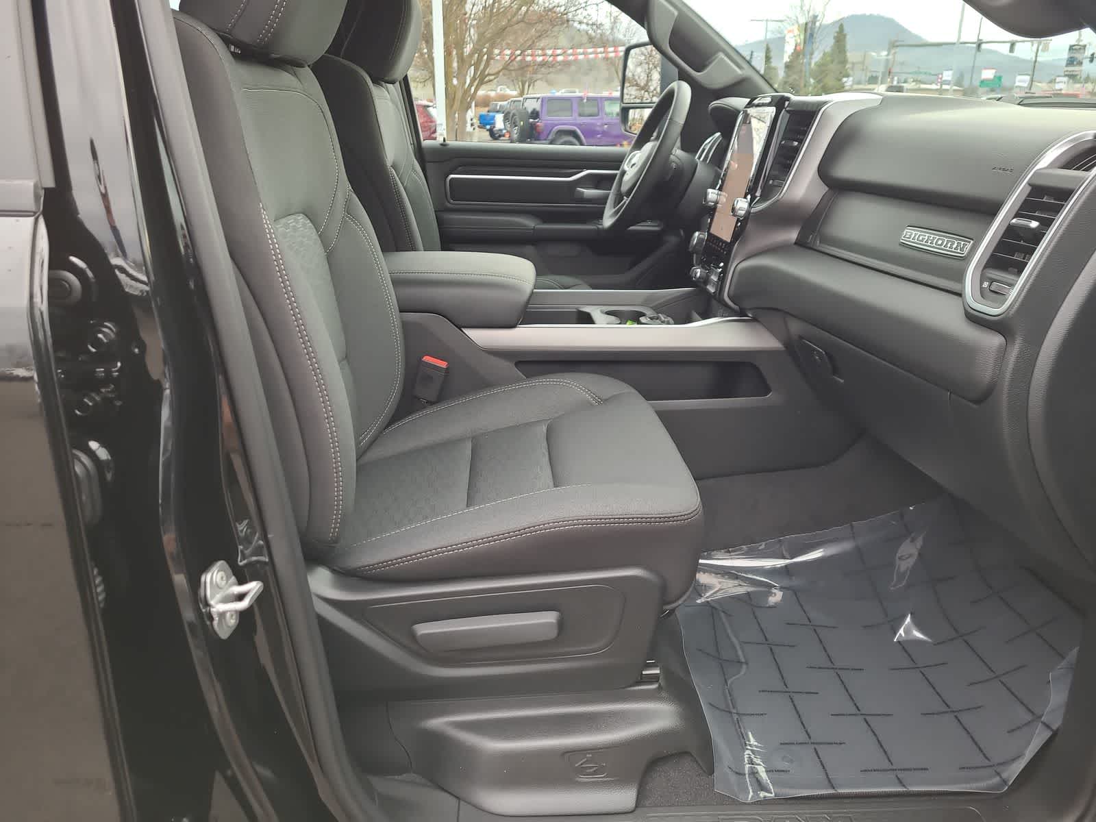 Thumbnail: 2026 RAM 1500 - 22