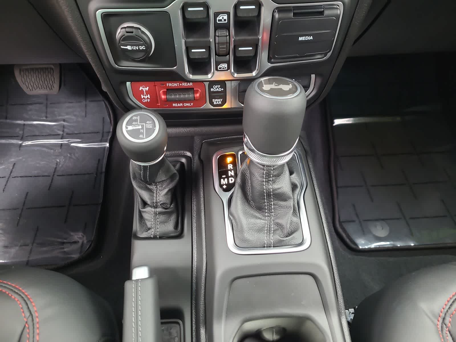 Thumbnail: 2026 Jeep Wrangler - 25