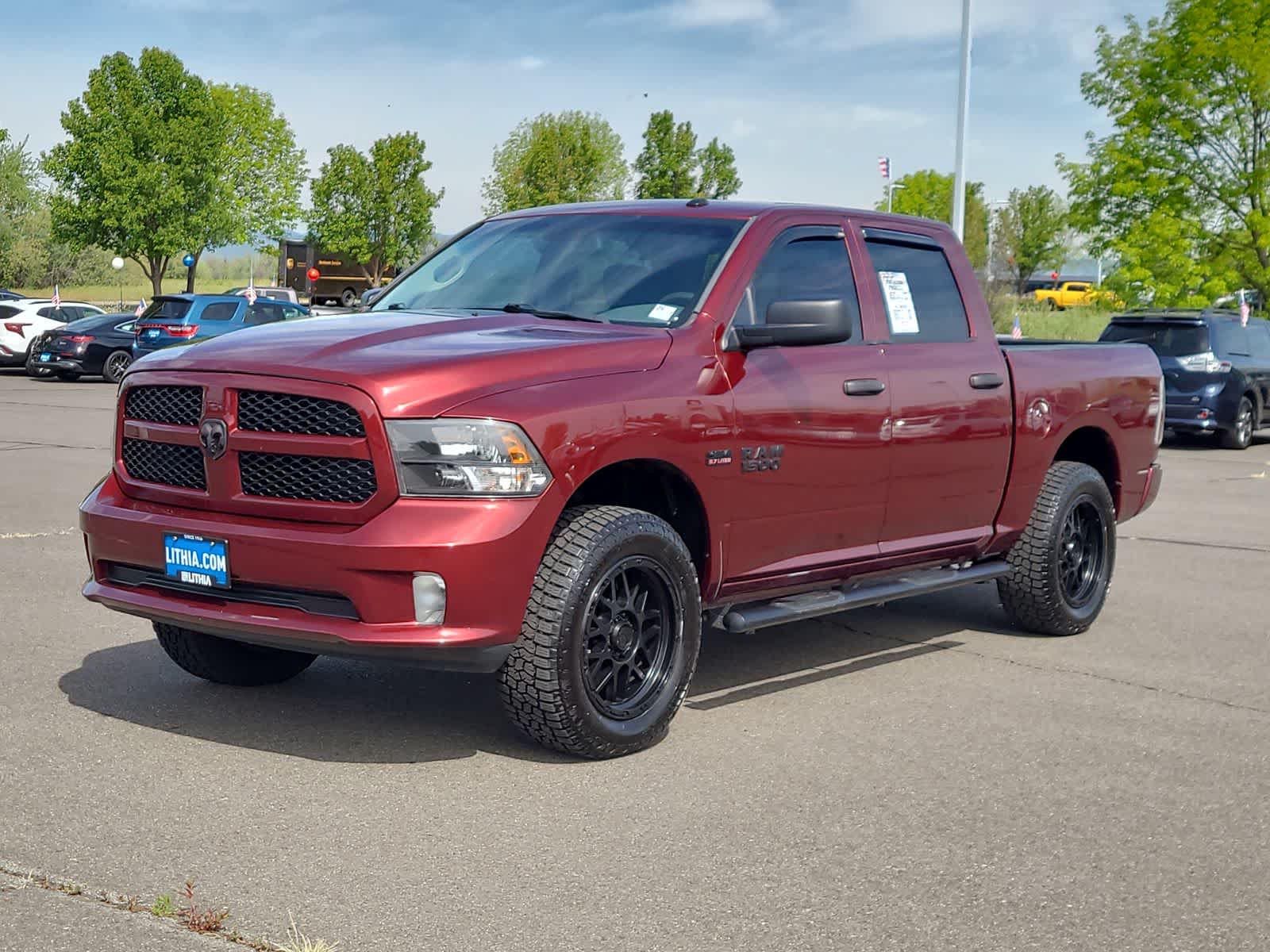 2018 RAM 1500 Express 4x4 Crew Cab 5'7's photo