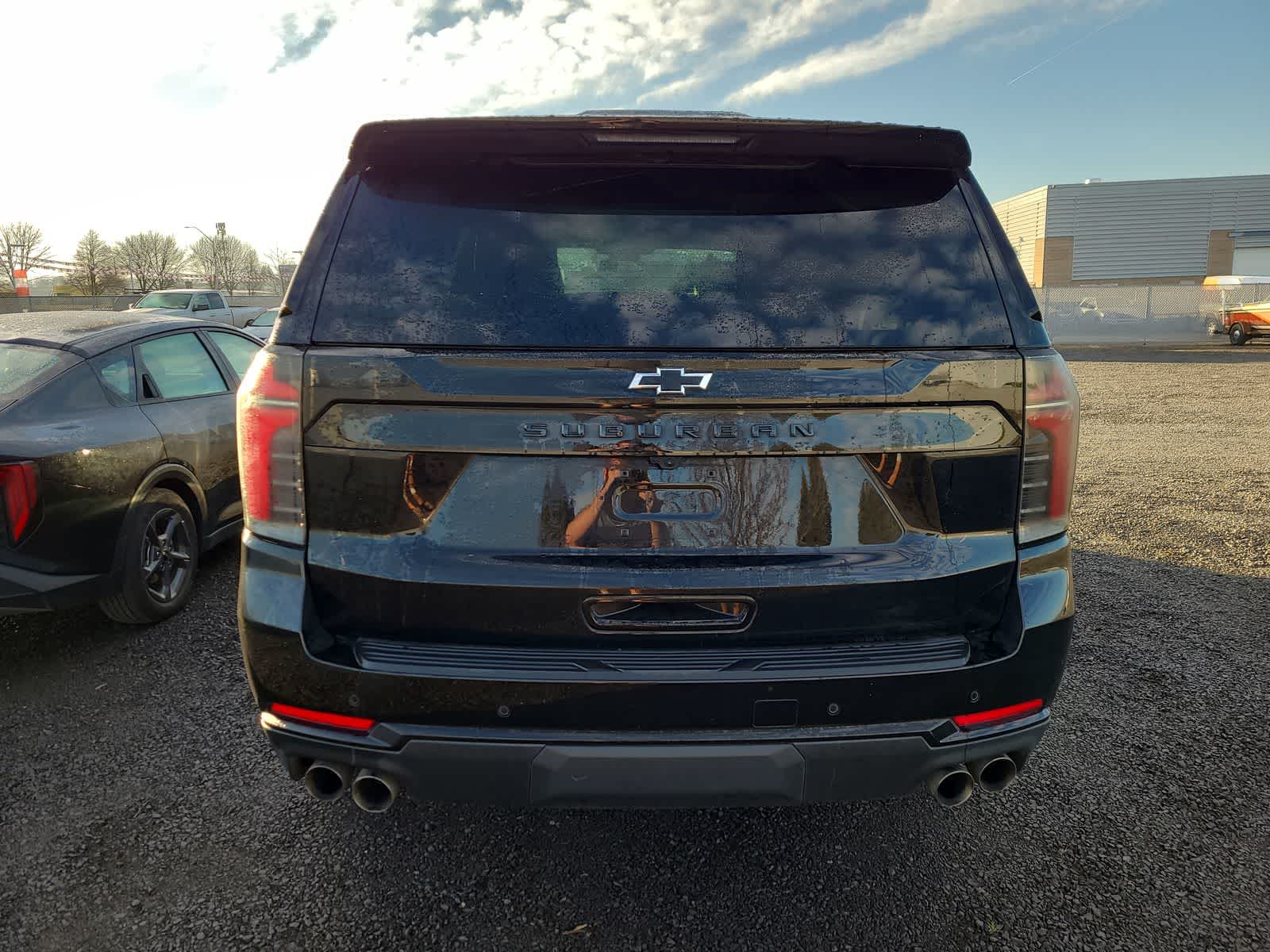 Thumbnail: 2025 Chevrolet Suburban - 4