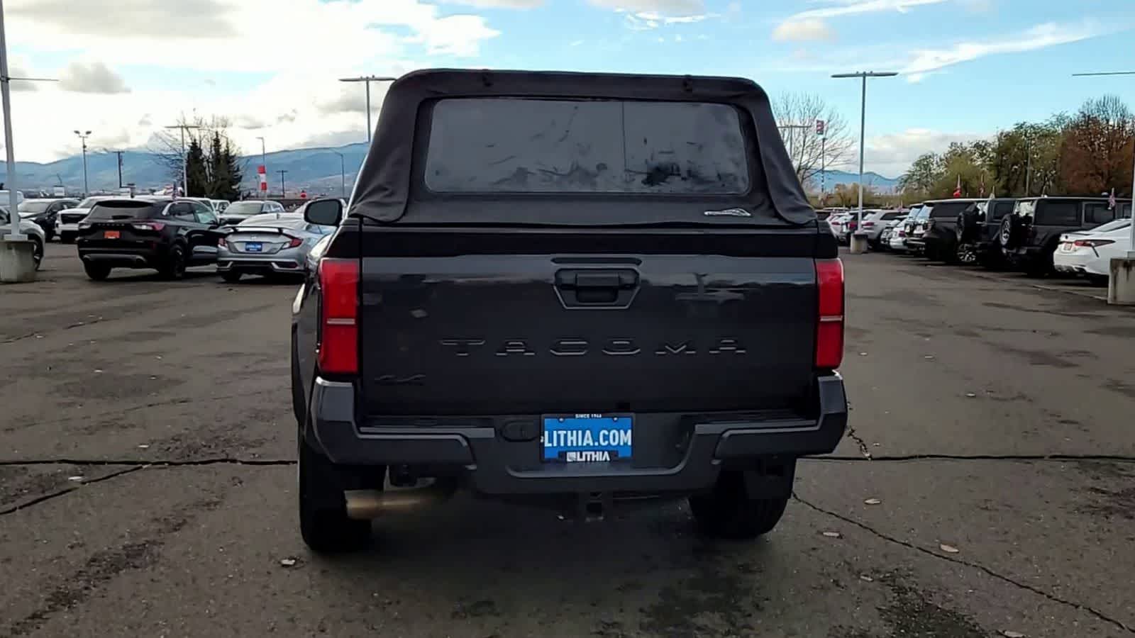 Thumbnail: 2024 Toyota Tacoma - 7