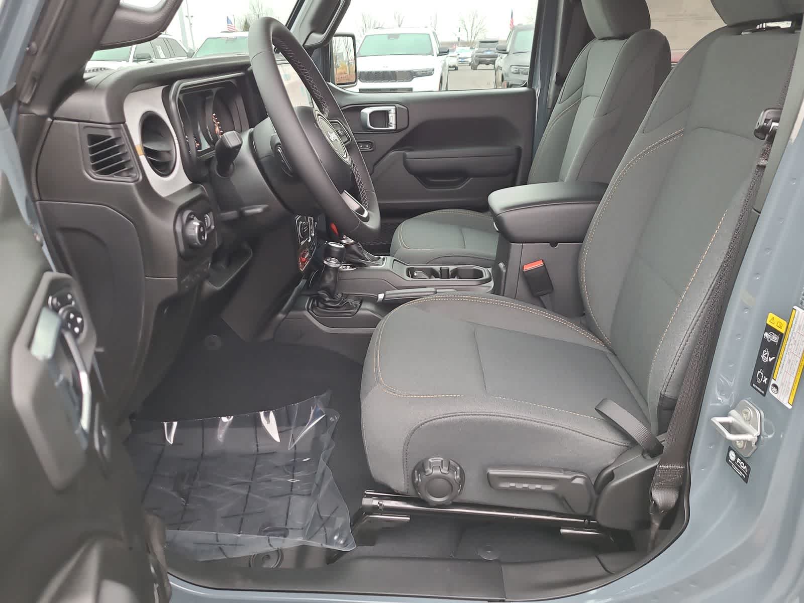 Thumbnail: 2026 Jeep Gladiator - 19