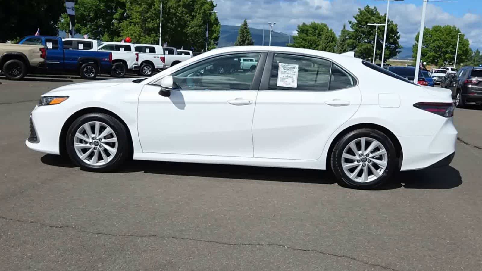 Thumbnail: 2023 Toyota Camry - 5
