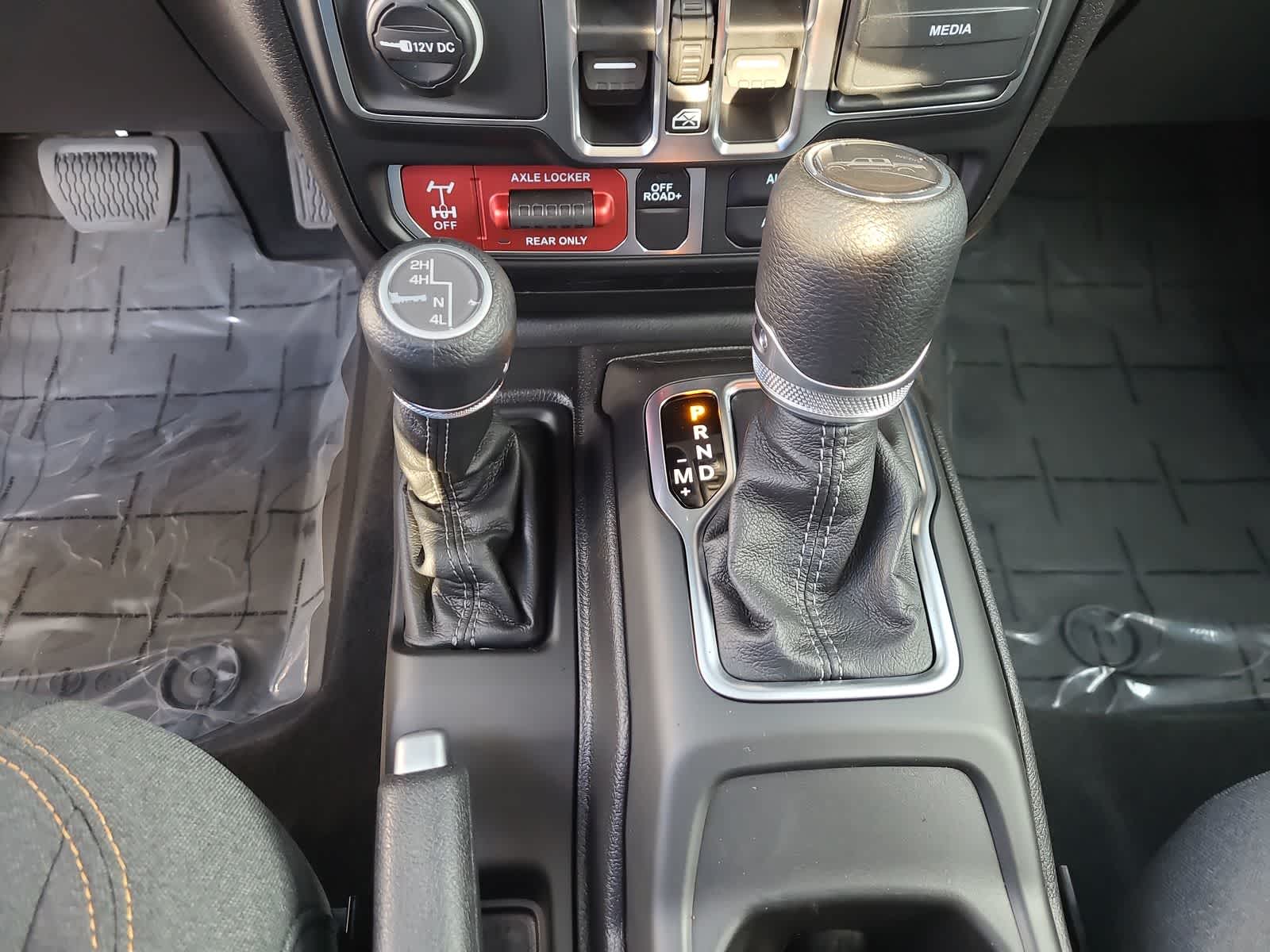 Thumbnail: 2026 Jeep Gladiator - 25