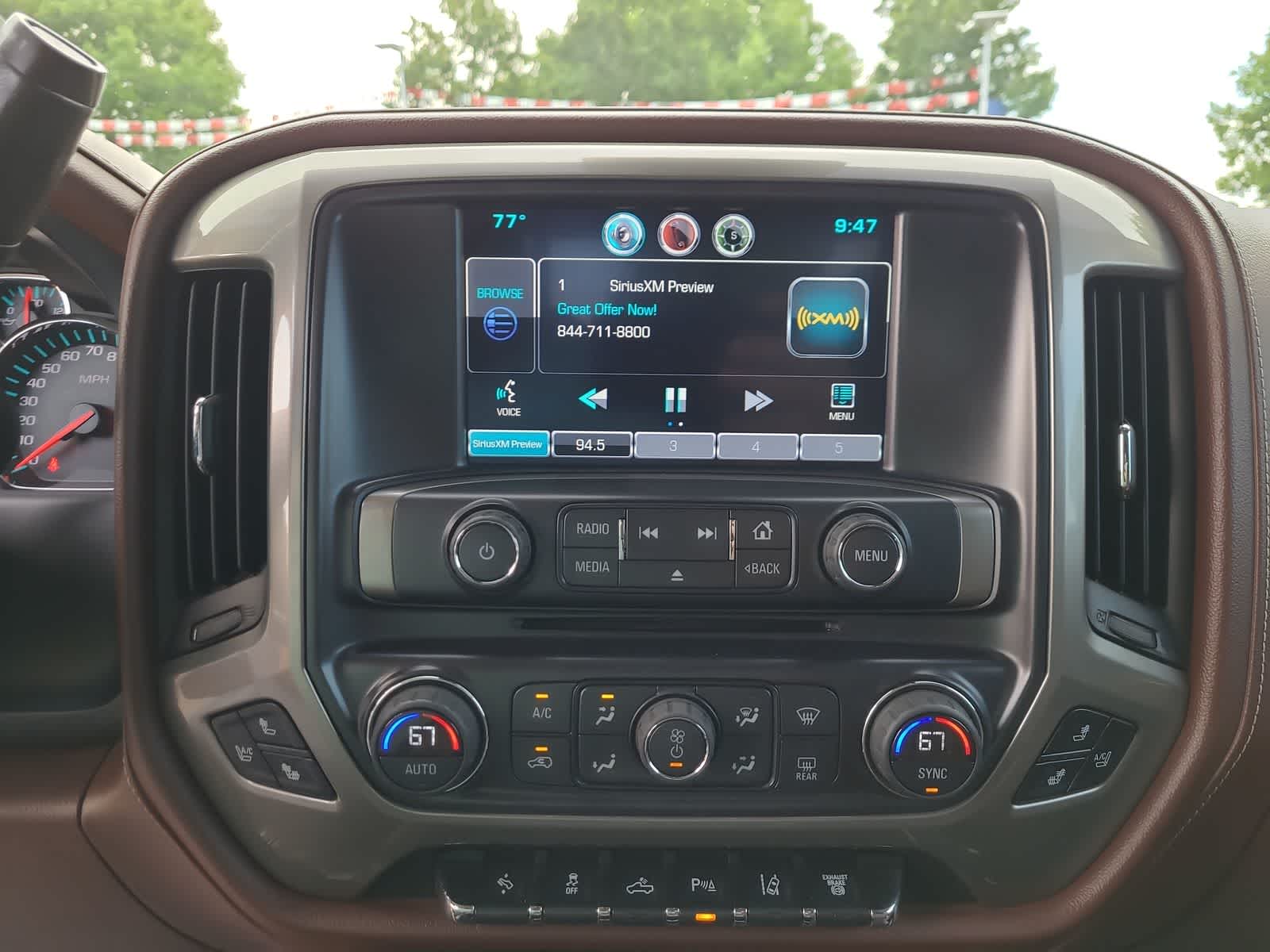 Thumbnail: 2015 Chevrolet Silverado 3500 - 24