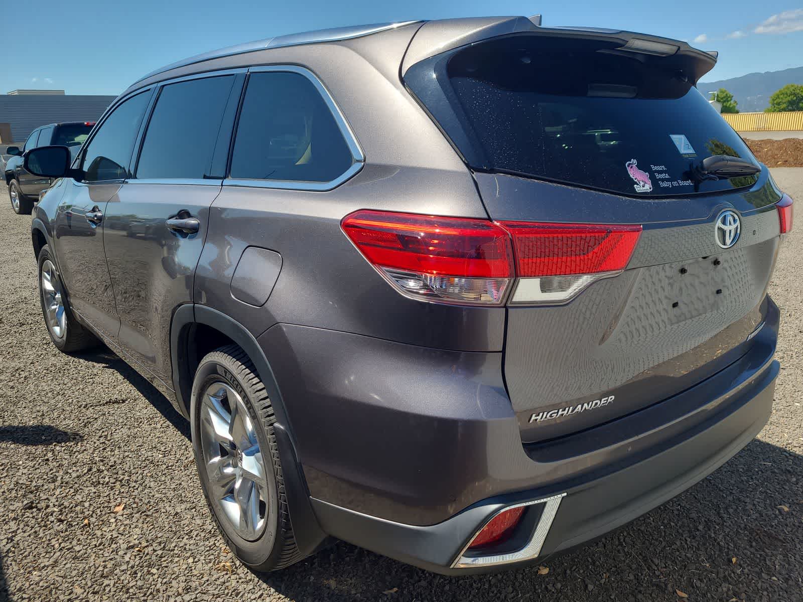 Thumbnail: 2017 Toyota Highlander - 3
