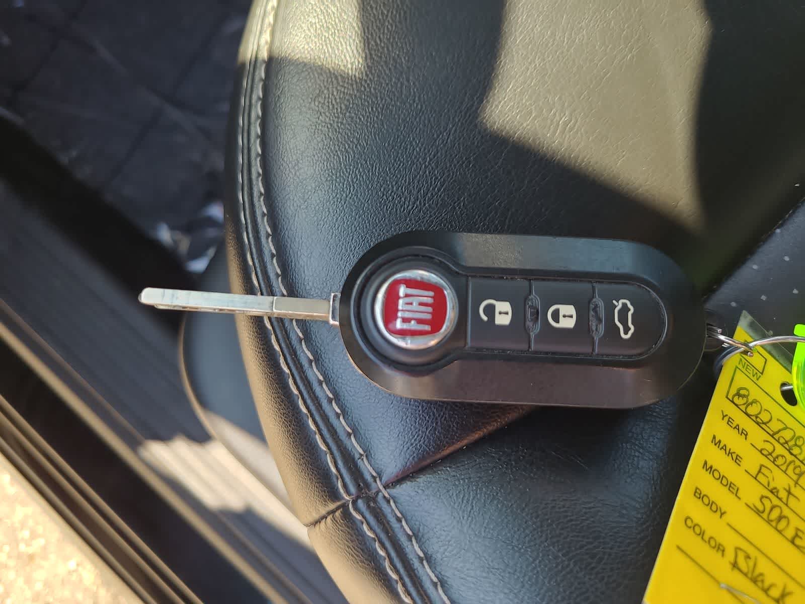 Thumbnail: 2019 Fiat 500e - 28