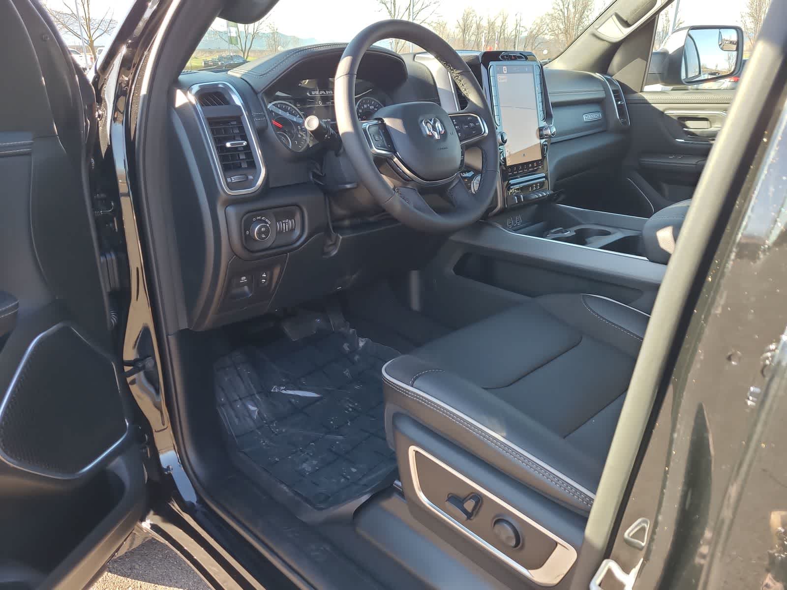 Thumbnail: 2026 RAM 1500 - 10