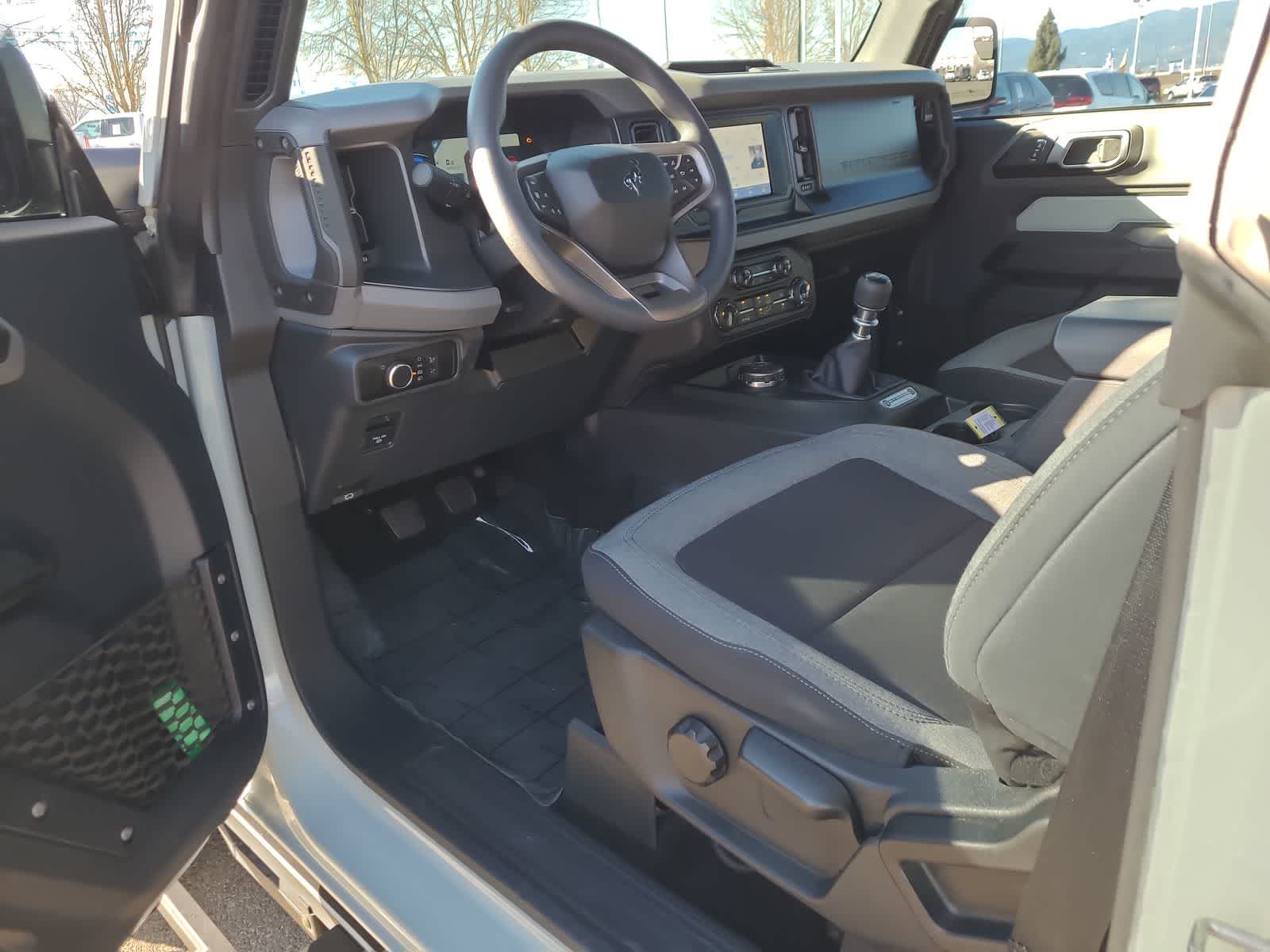 Thumbnail: 2023 Ford Bronco - 10