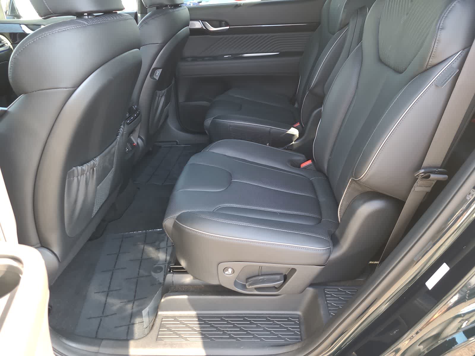 Thumbnail: 2025 Hyundai Palisade - 21