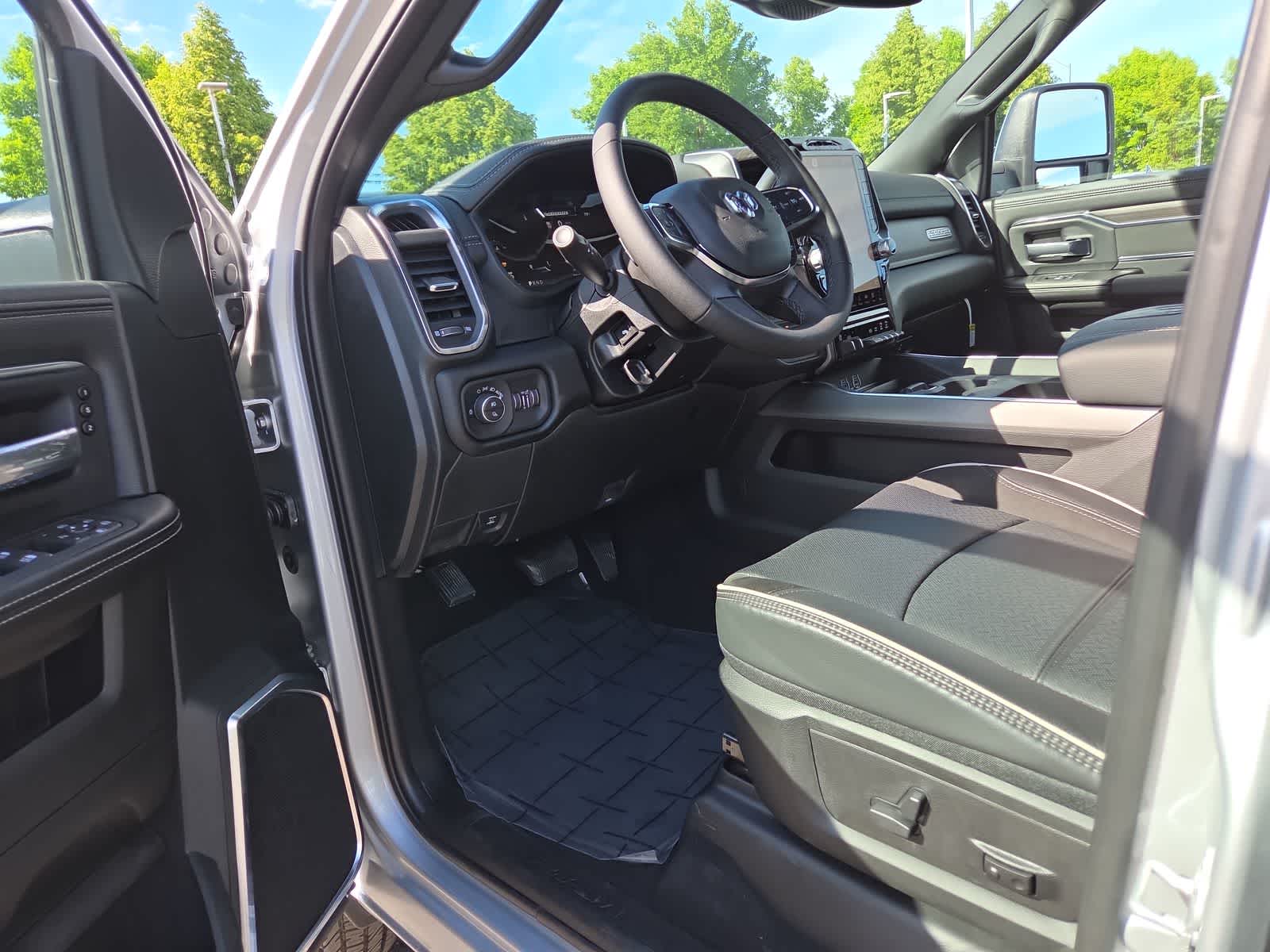 Thumbnail: 2026 RAM 3500 - 10