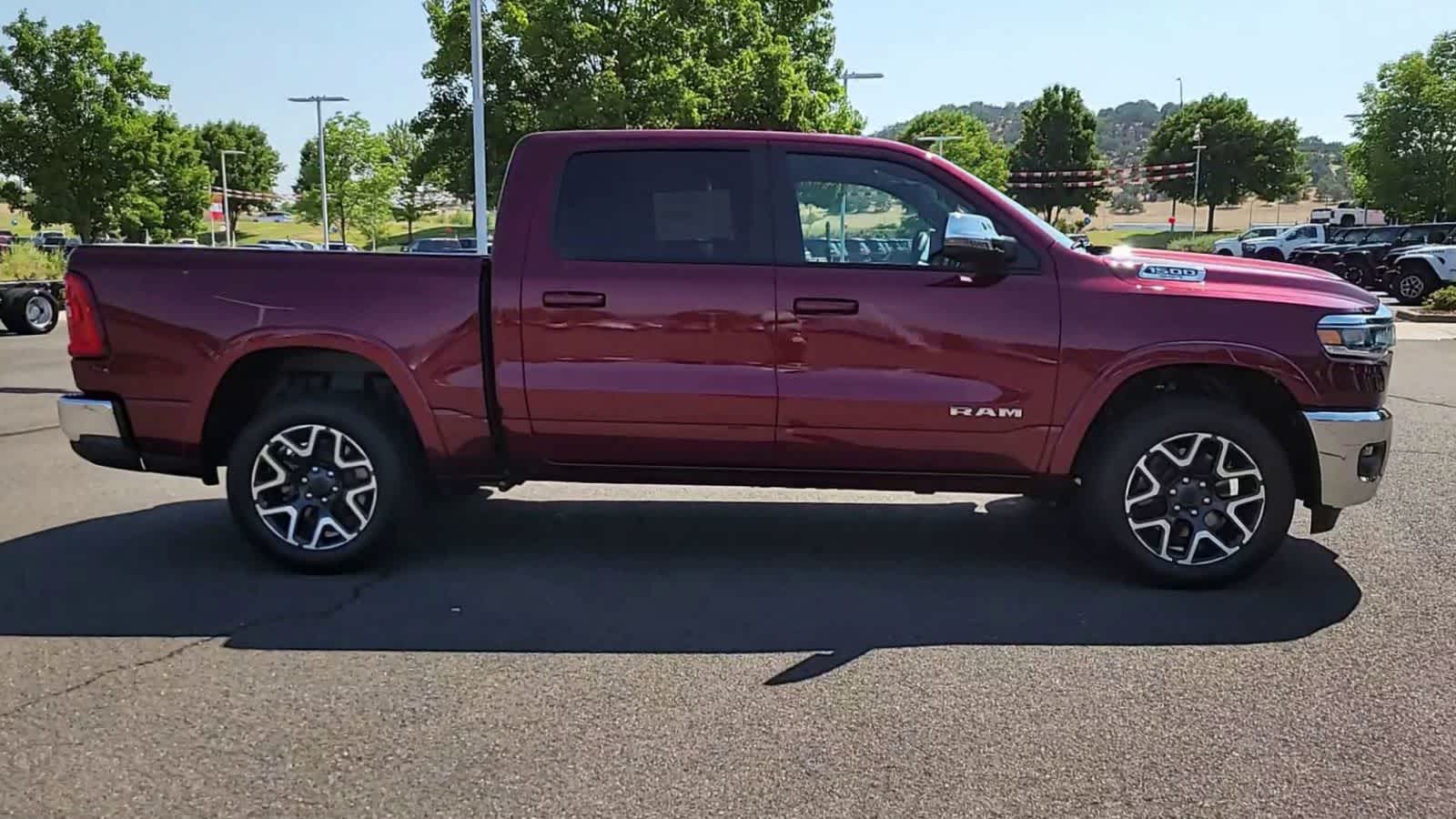 Thumbnail: 2025 RAM 1500 - 9