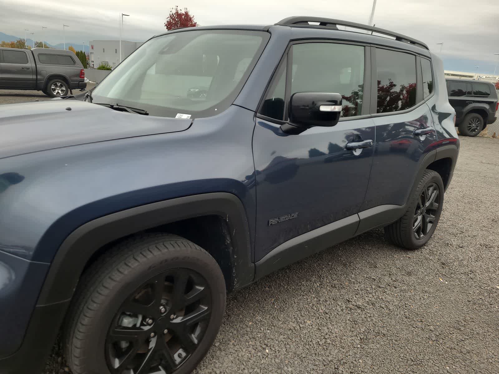 Thumbnail: 2023 Jeep Renegade - 10