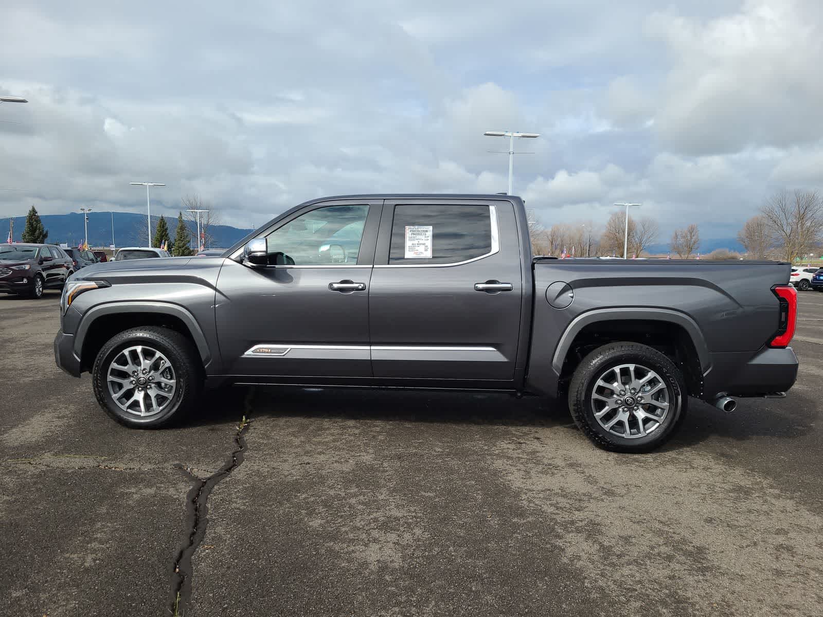 Thumbnail: 2025 Toyota Tundra - 11