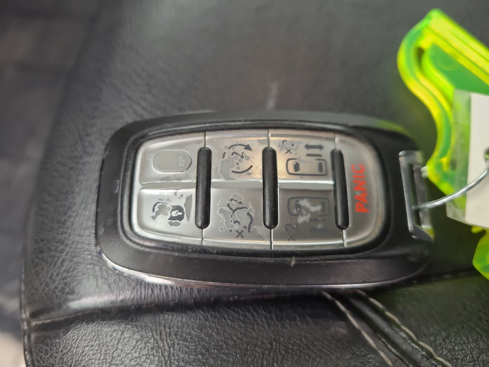 Thumbnail: 2022 Chrysler Pacifica - 28