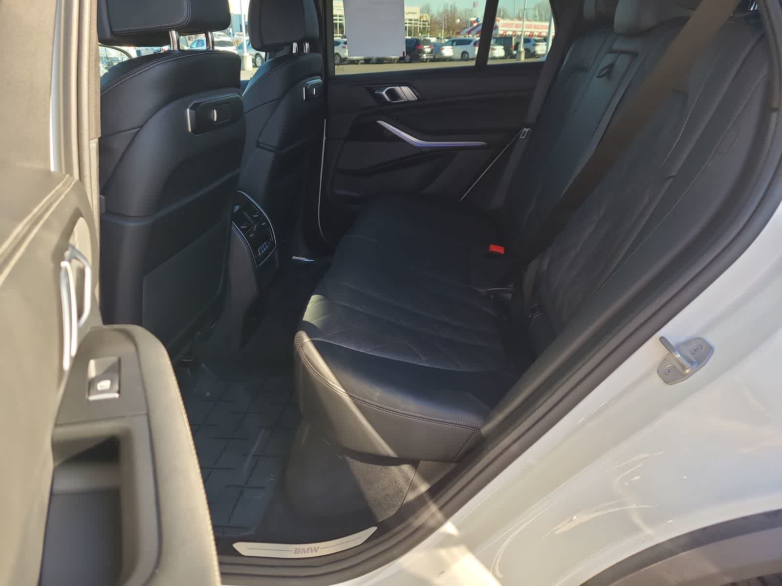 Thumbnail: 2024 BMW X5 - 21