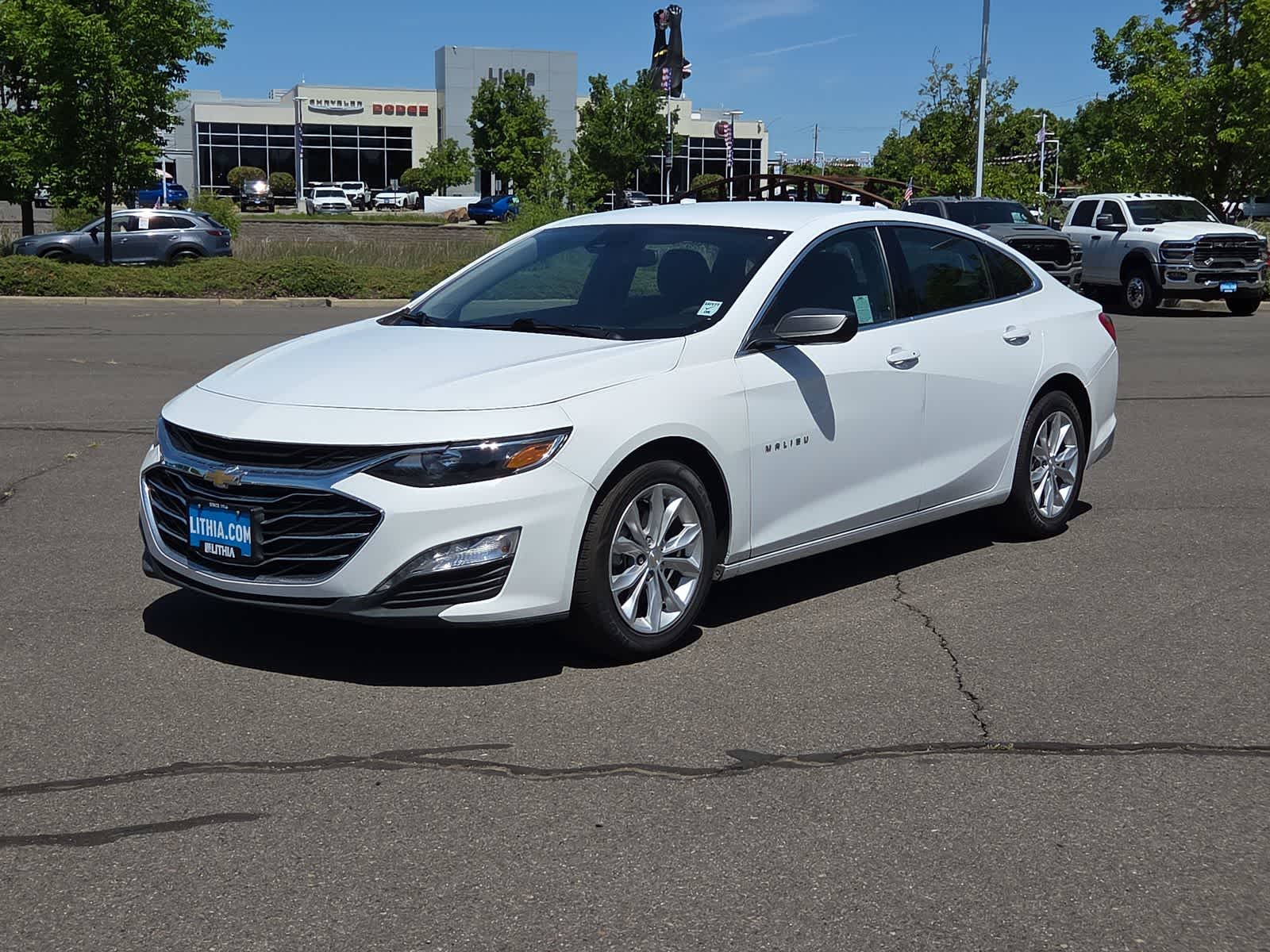 2024 Chevrolet Malibu 1LT's photo