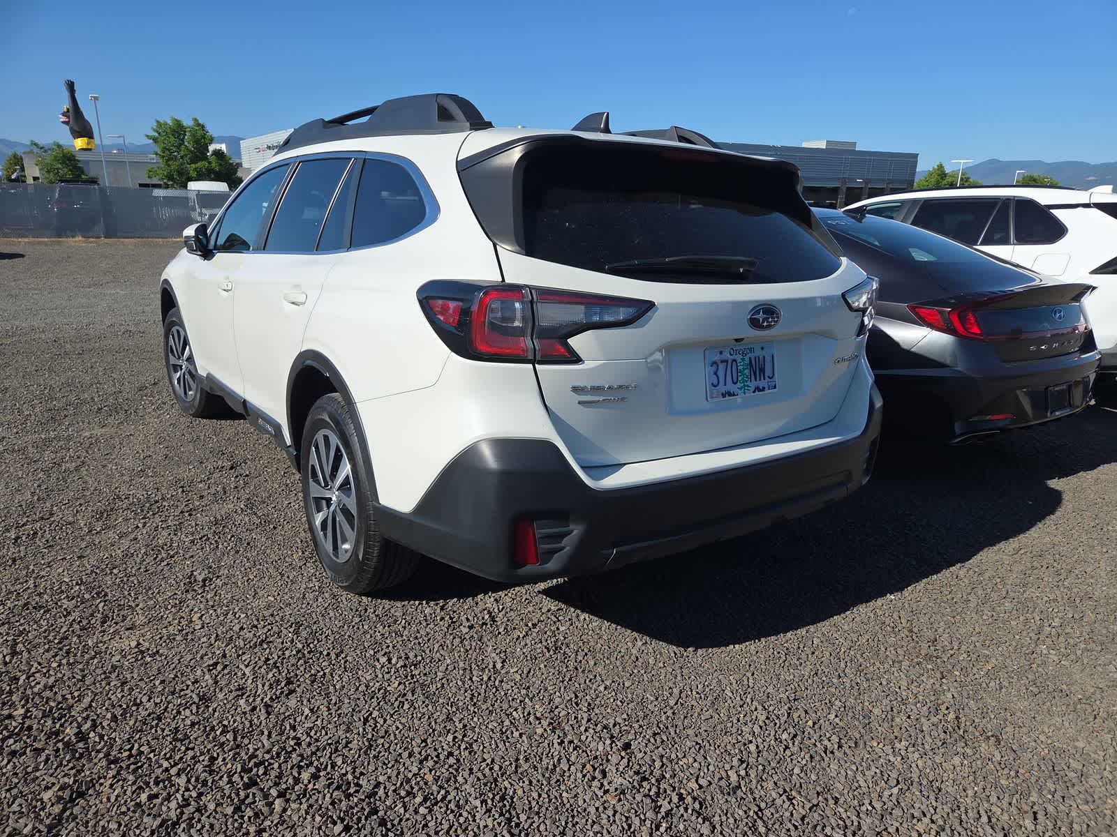 Thumbnail: 2022 Subaru Outback - 3