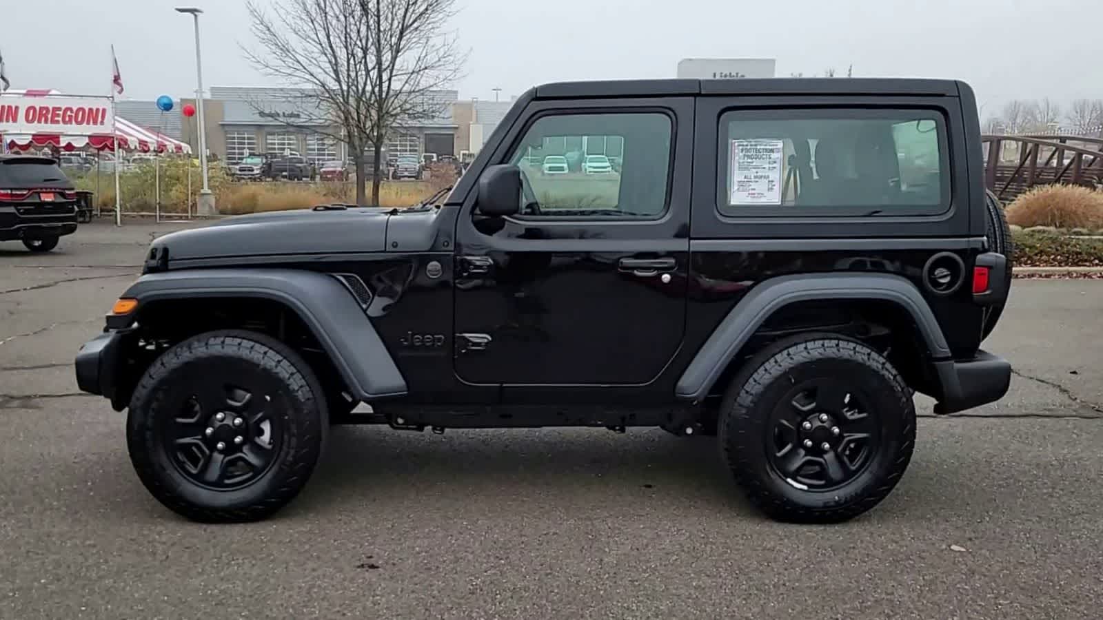 Thumbnail: 2026 Jeep Wrangler - 5