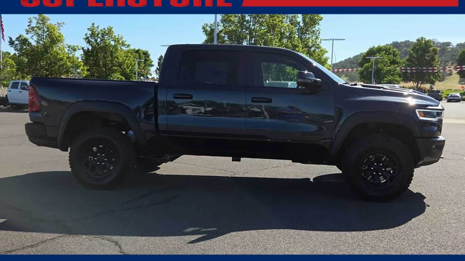 Thumbnail: 2026 RAM 1500 - 9
