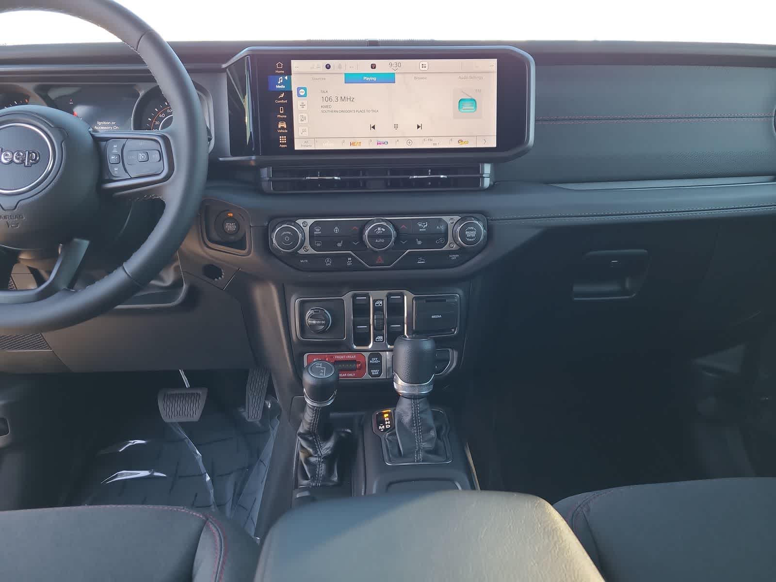 Thumbnail: 2026 Jeep Gladiator - 18