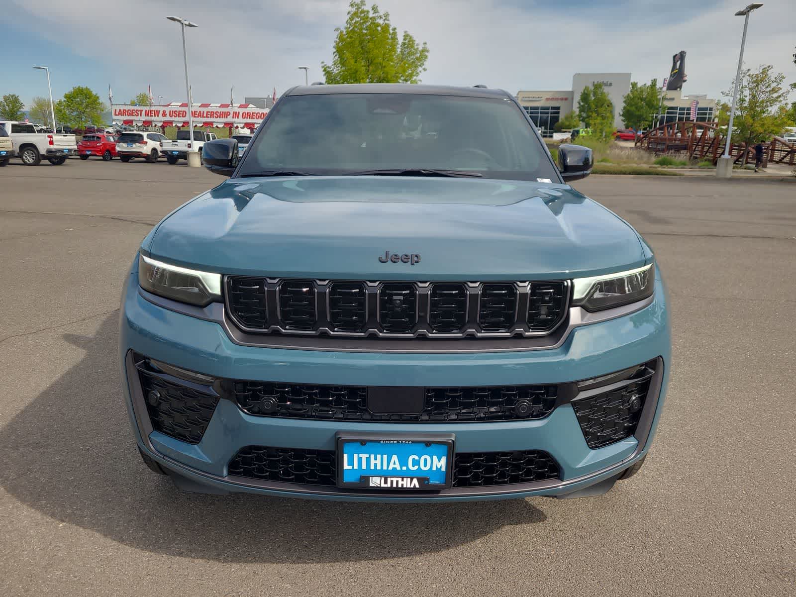 Thumbnail: 2026 Jeep Grand Cherokee - 14