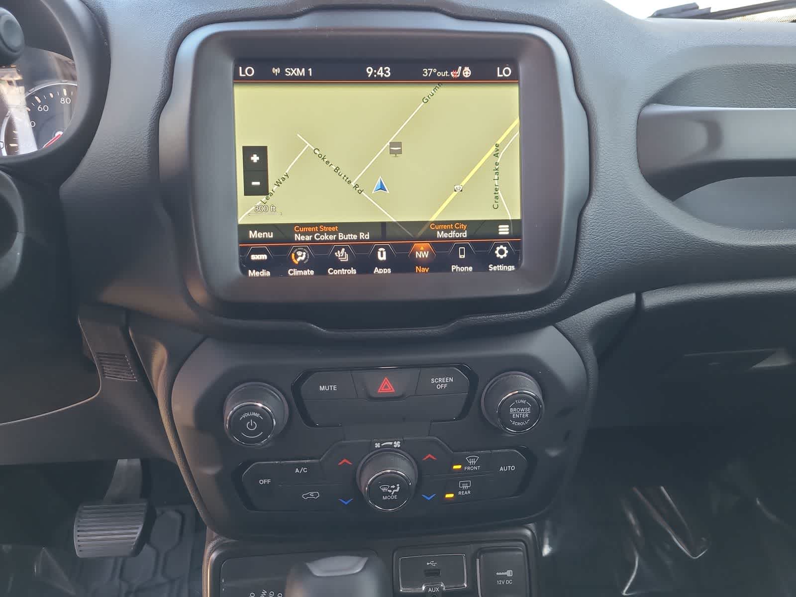 Thumbnail: 2020 Jeep Renegade - 24