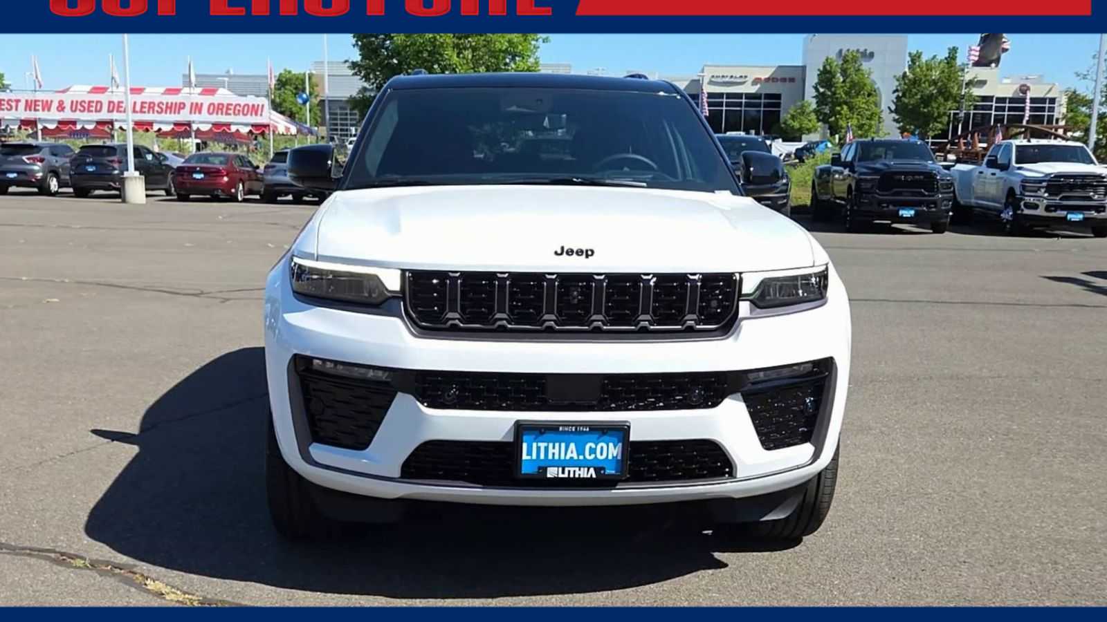 Thumbnail: 2026 Jeep Grand Cherokee - 3