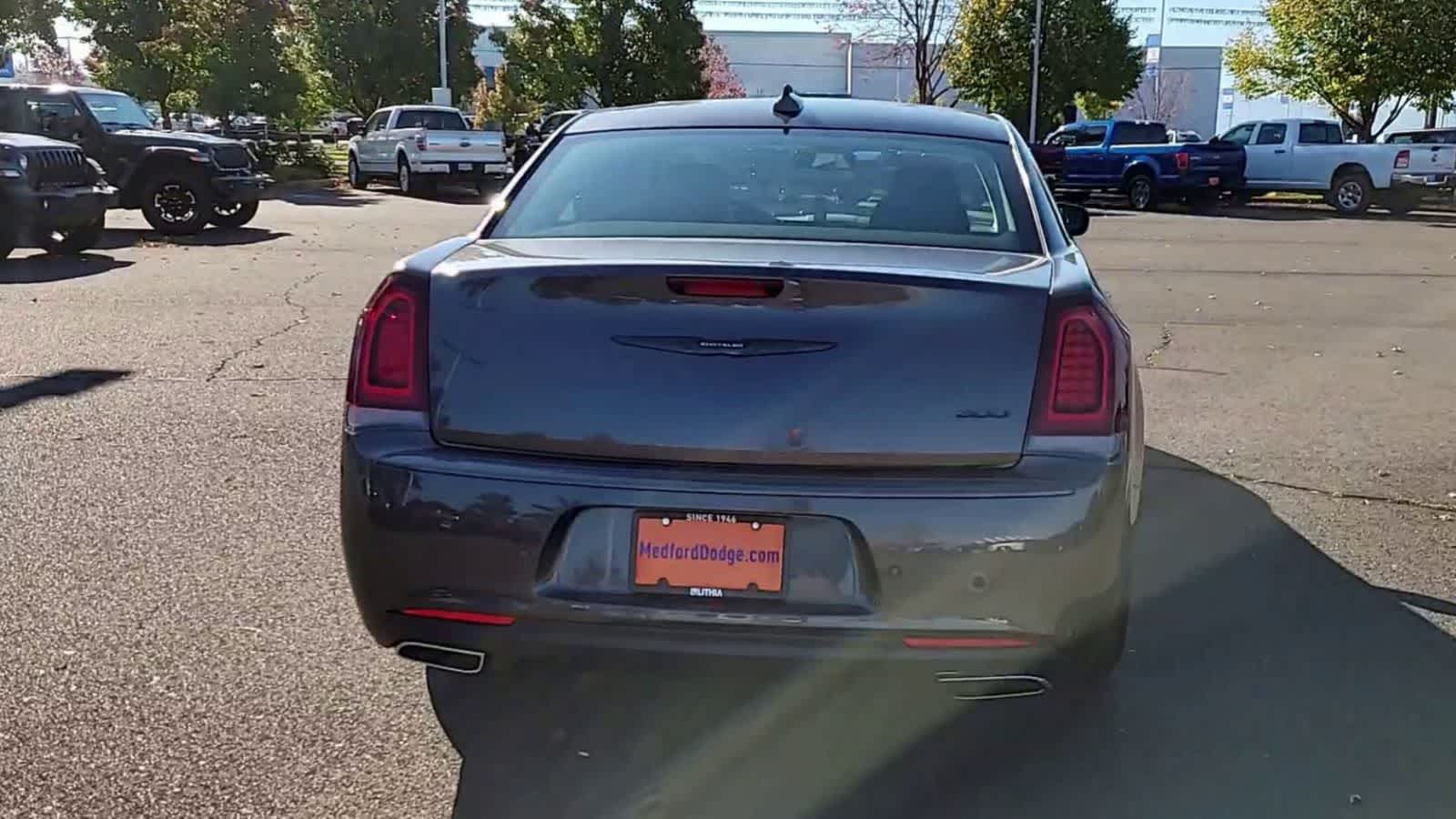 Thumbnail: 2023 Chrysler 300 - 7