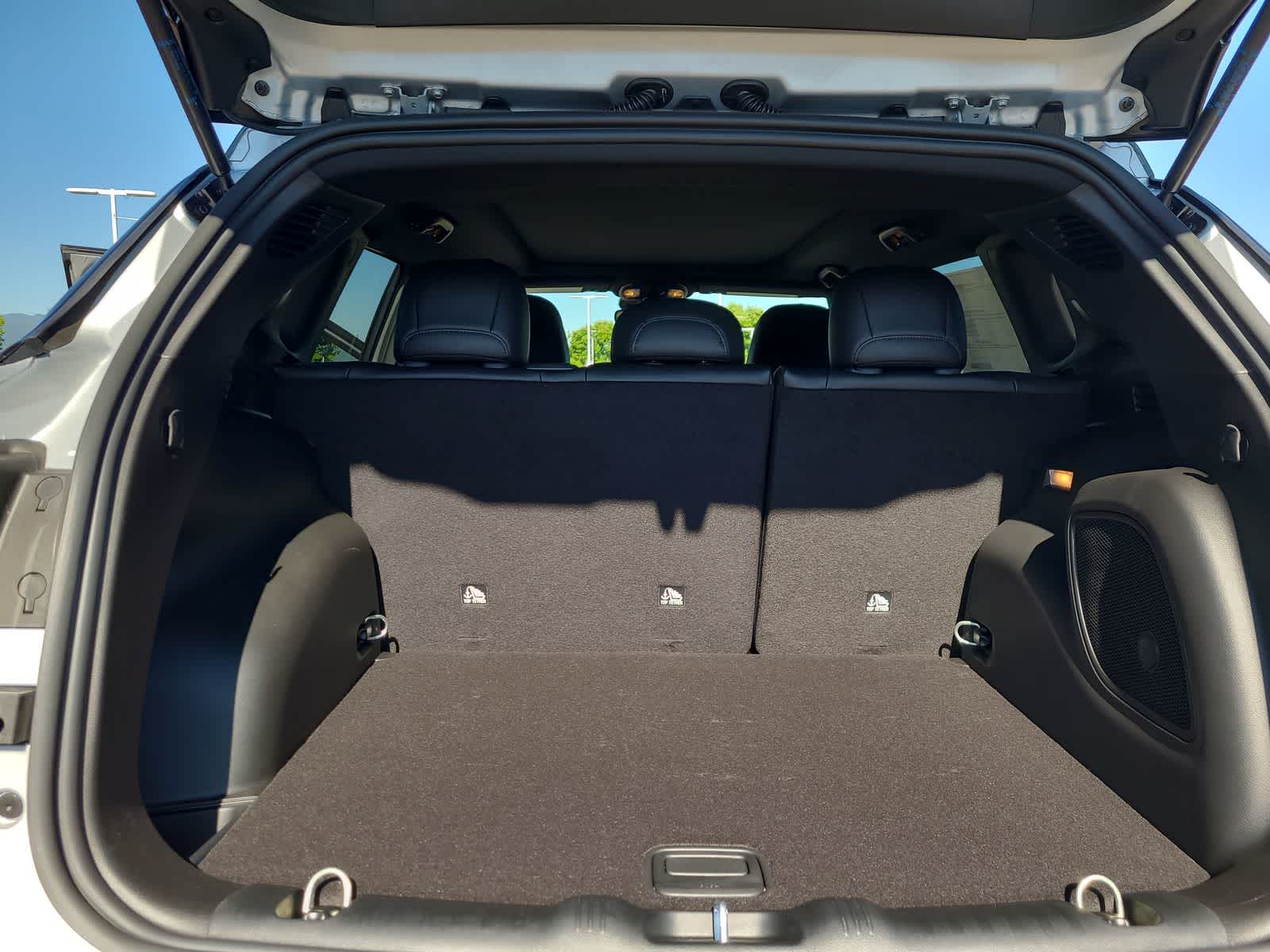 Thumbnail: 2025 Jeep Compass - 27