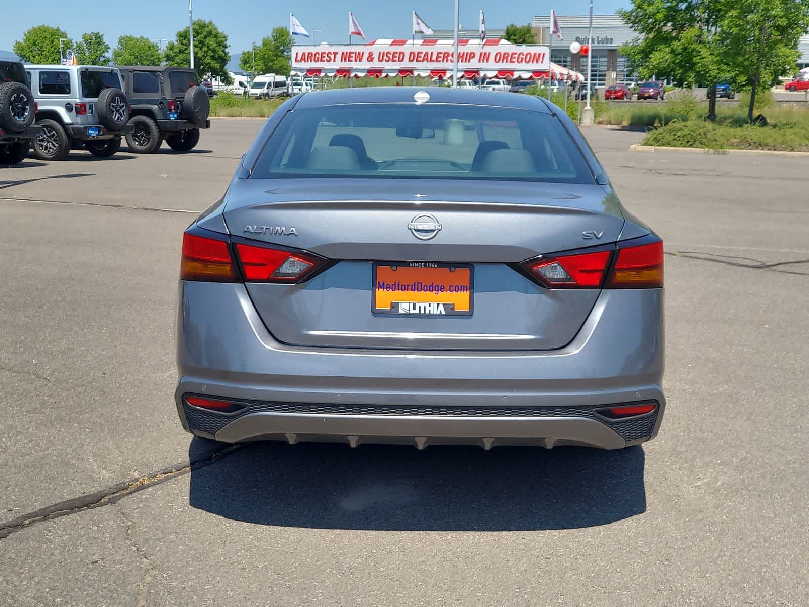 2023 Nissan Altima SV 13