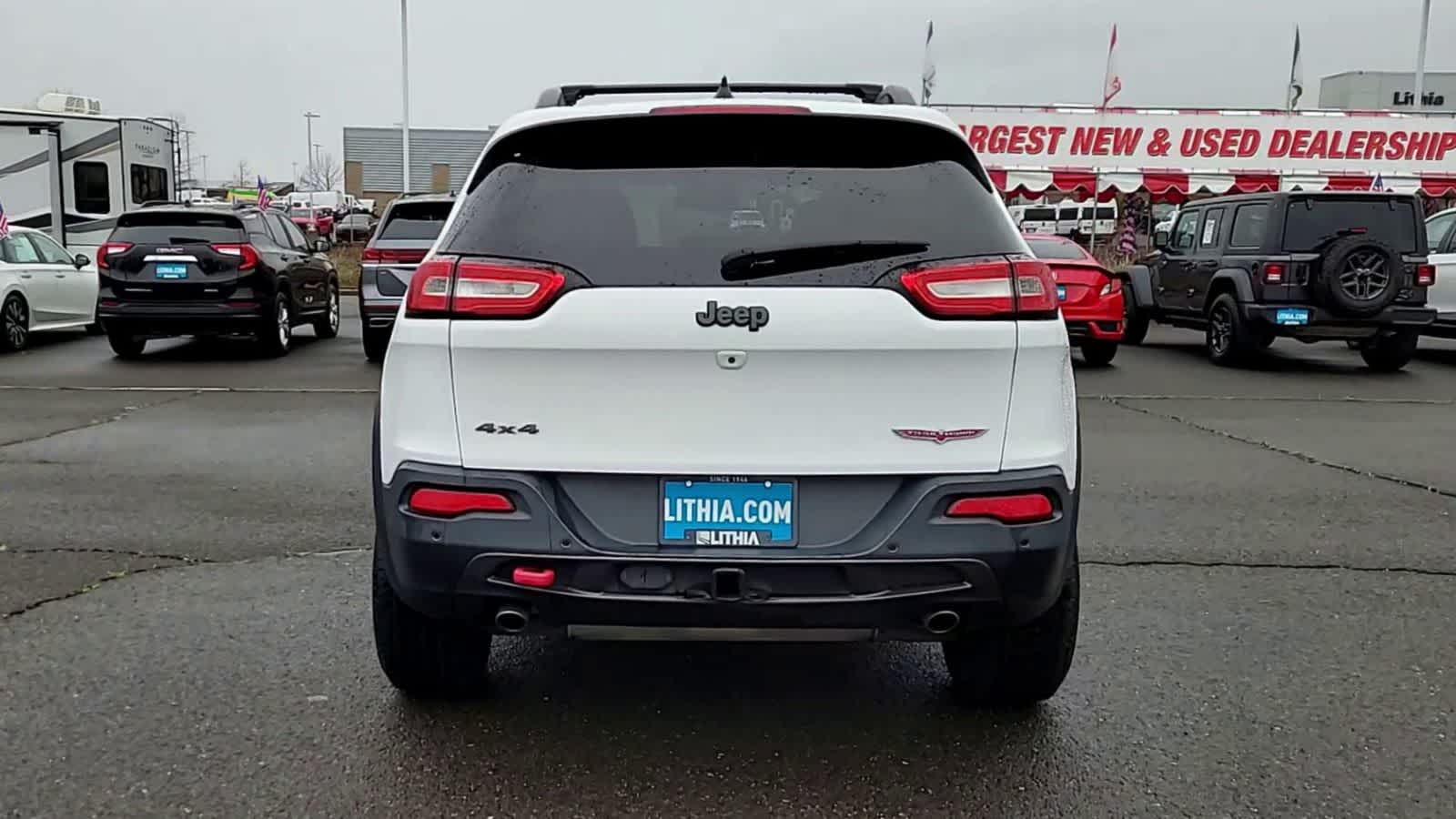 Thumbnail: 2016 Jeep Cherokee - 7