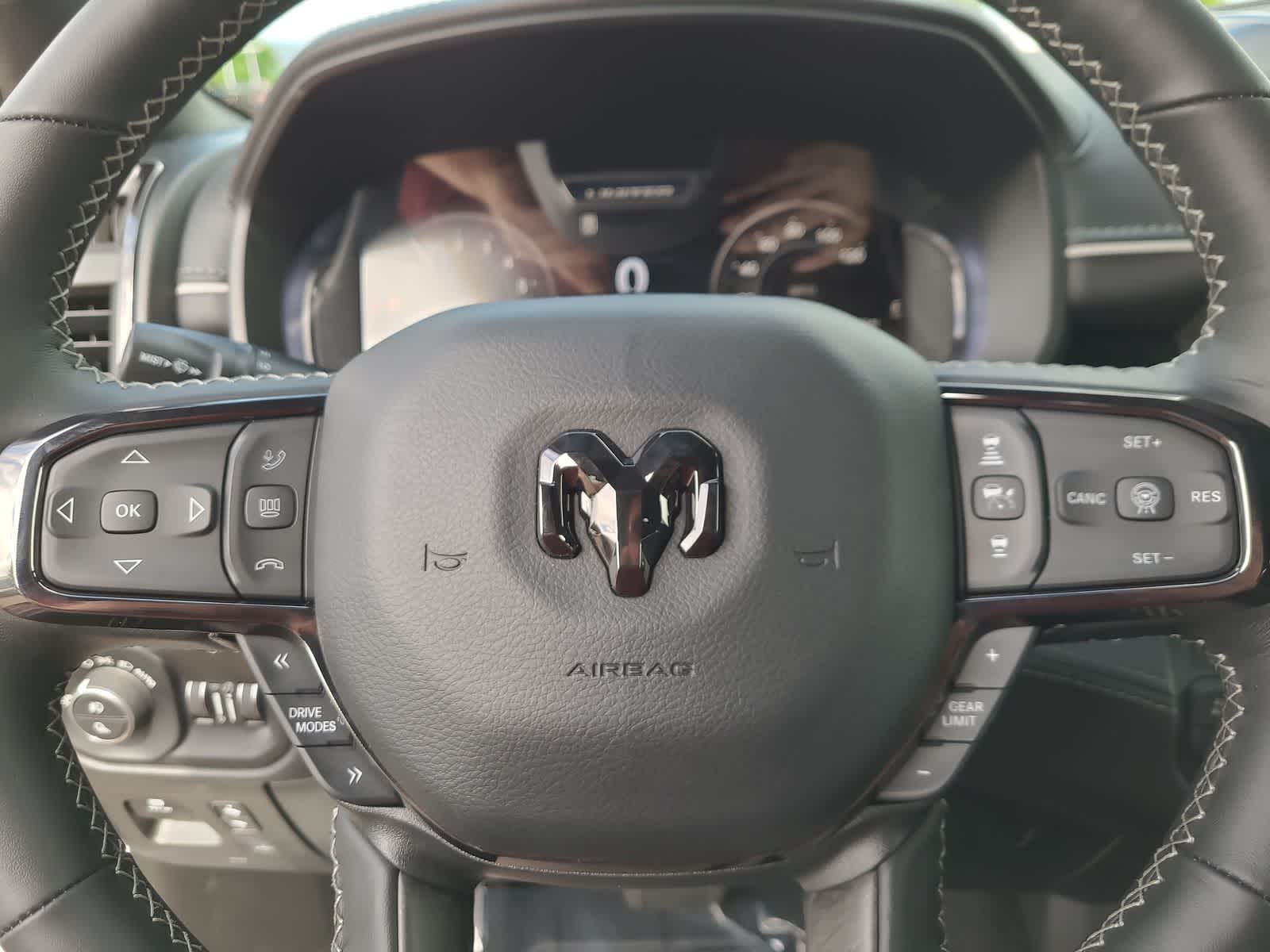 Thumbnail: 2025 RAM 1500 - 23