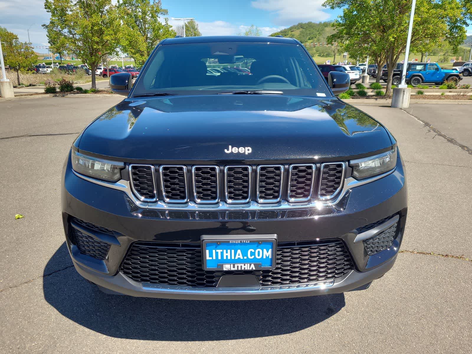 Thumbnail: 2026 Jeep Grand Cherokee - 14
