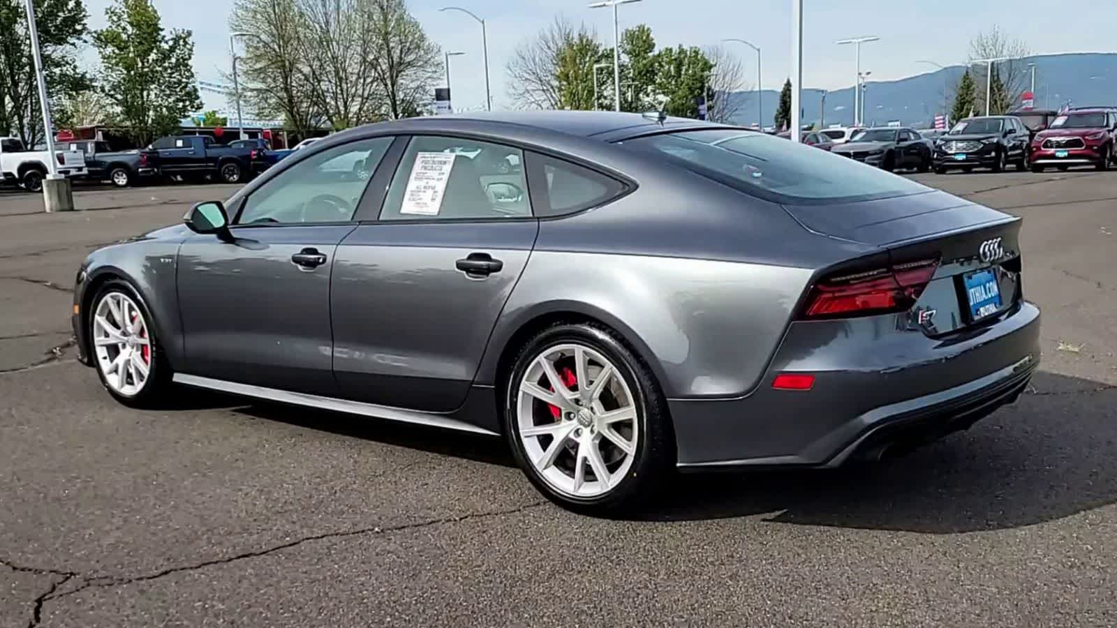 Thumbnail: 2017 Audi S7 - 6